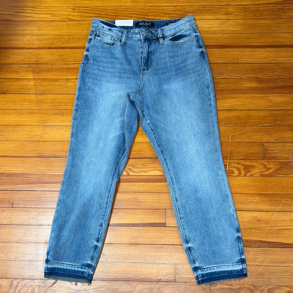 Judy Blue Boyfriend Fit Jeans